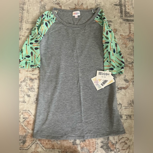 LuLaRoe Gigi Set - Picture 2 of 4